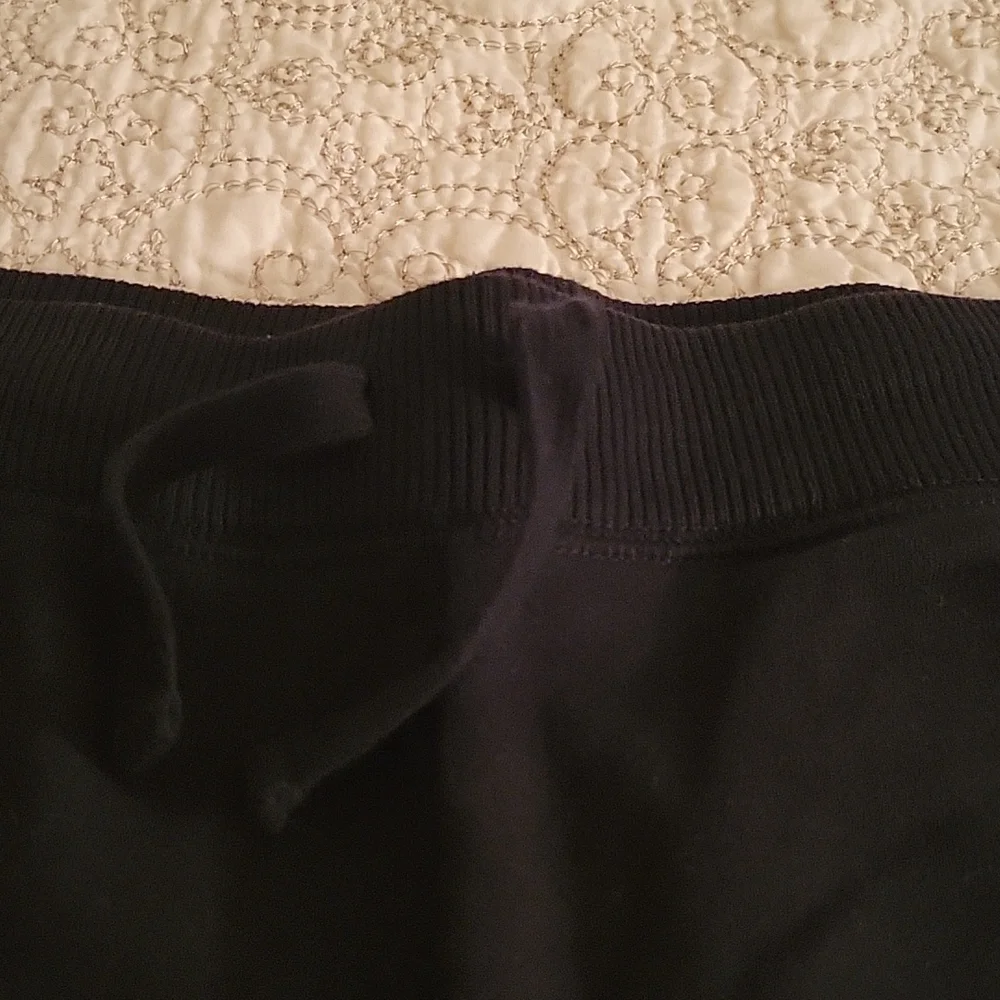 Sweatpant - Picture 2 of 4